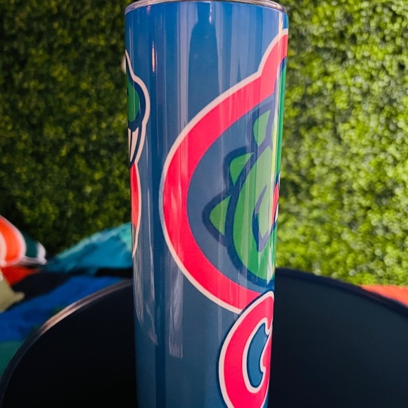 Gator 20oz Tumbler — Slightly discolored - Picture 1 of 6